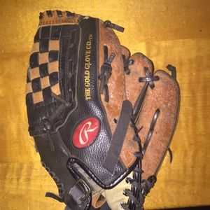 Rawlings baseball gloves